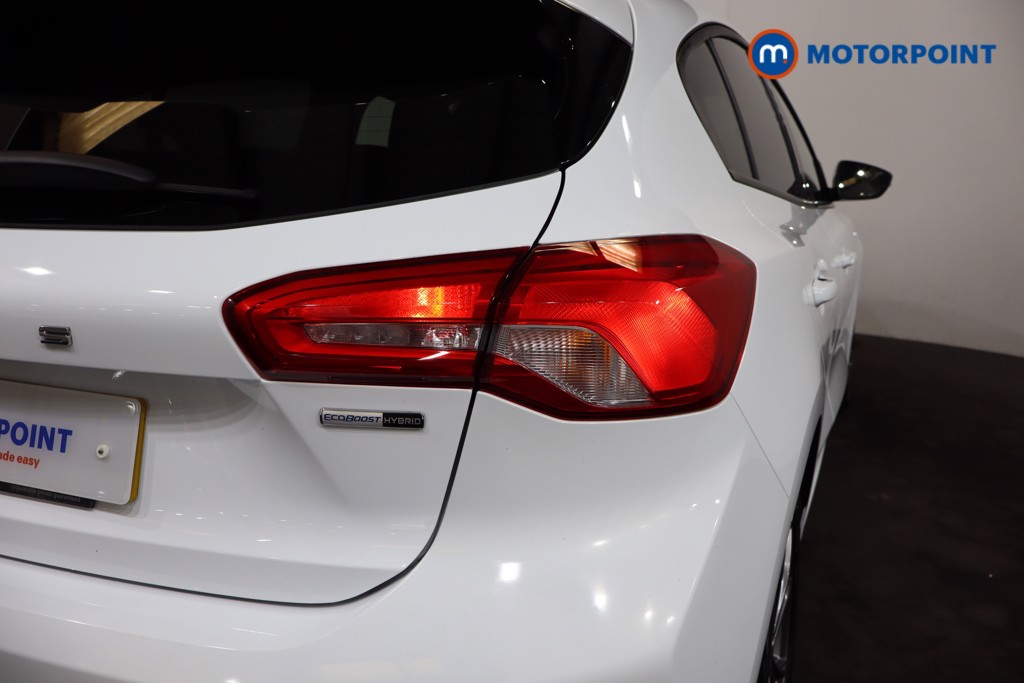 Ford Focus St-Line Edition Manual Petrol-Electric Hybrid Hatchback - Stock Number (1549731) - 24th supplementary image