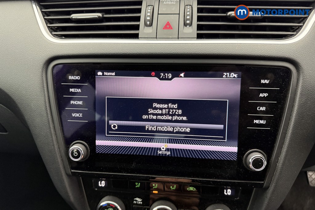 Skoda Octavia Se Technology Manual Petrol Estate - Stock Number (1549942) - 8th supplementary image