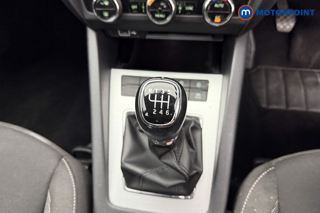 Skoda Octavia Se Technology Manual Petrol Estate - Stock Number (1549942) - 13th supplementary image