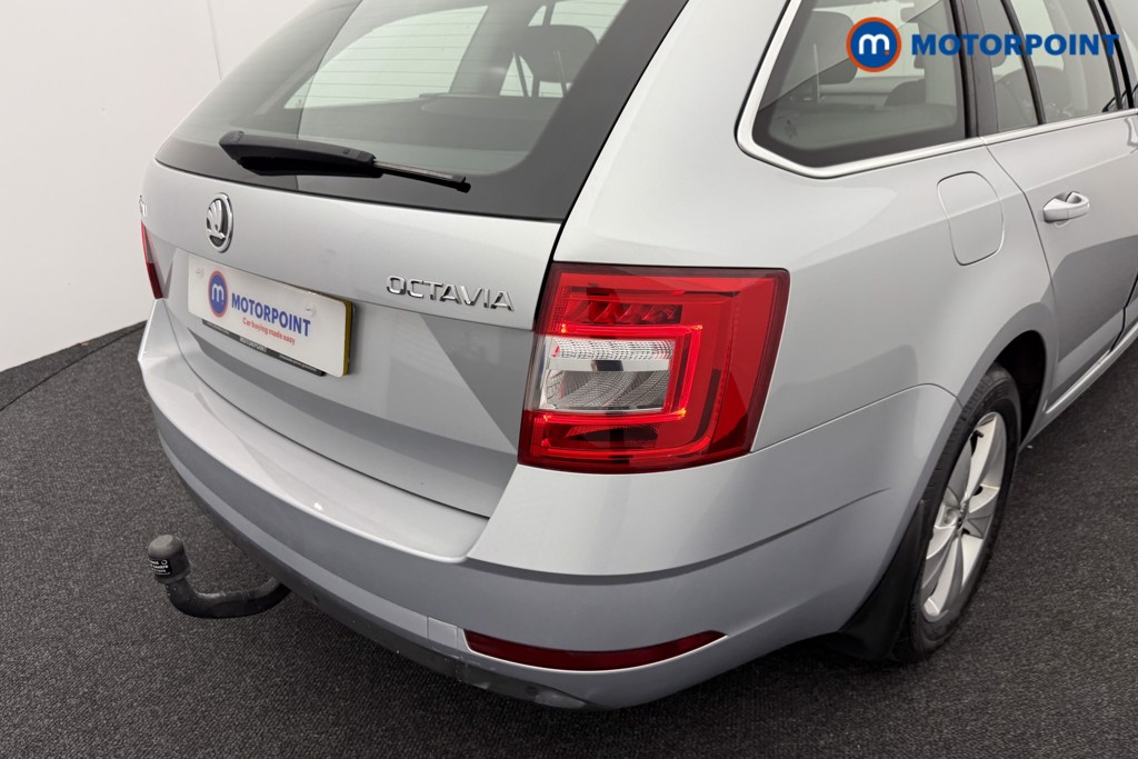 Skoda Octavia Se Technology Manual Petrol Estate - Stock Number (1549942) - 27th supplementary image