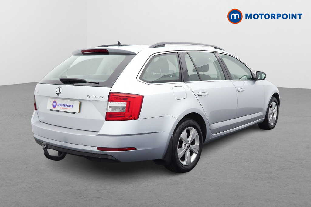 Skoda Octavia Se Technology Manual Petrol Estate - Stock Number (1549942) - Drivers side rear corner