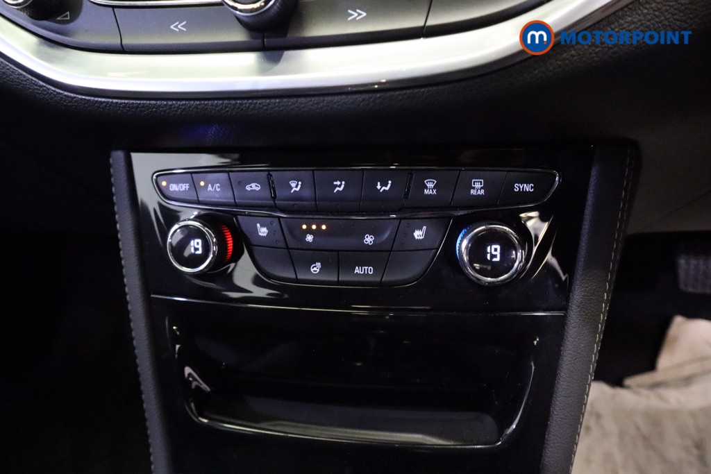 Vauxhall Astra Elite Nav Automatic Petrol Estate - Stock Number (1550365) - 4th supplementary image