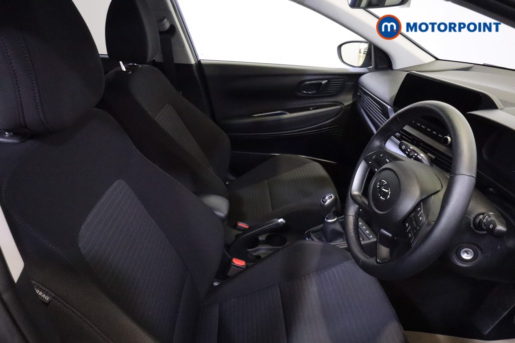 Hyundai I20 Premium Manual Petrol Hatchback - Stock Number (1550716) - 12th supplementary image