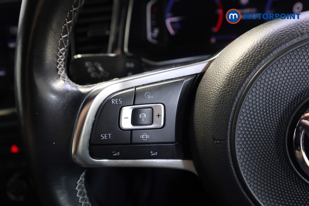 Volkswagen T-Roc R-Line Manual Diesel SUV - Stock Number (1550727) - 3rd supplementary image