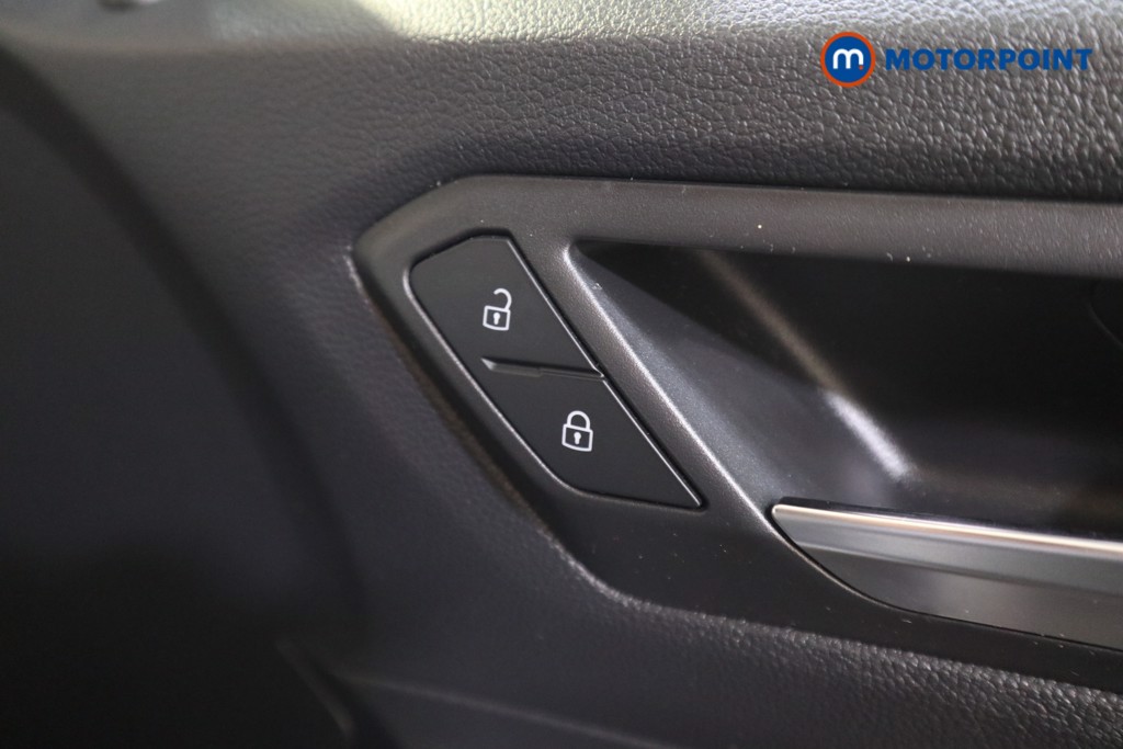 Volkswagen T-Roc R-Line Manual Diesel SUV - Stock Number (1550727) - 10th supplementary image