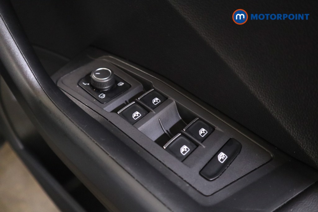 Volkswagen T-Roc R-Line Manual Diesel SUV - Stock Number (1550727) - 11th supplementary image