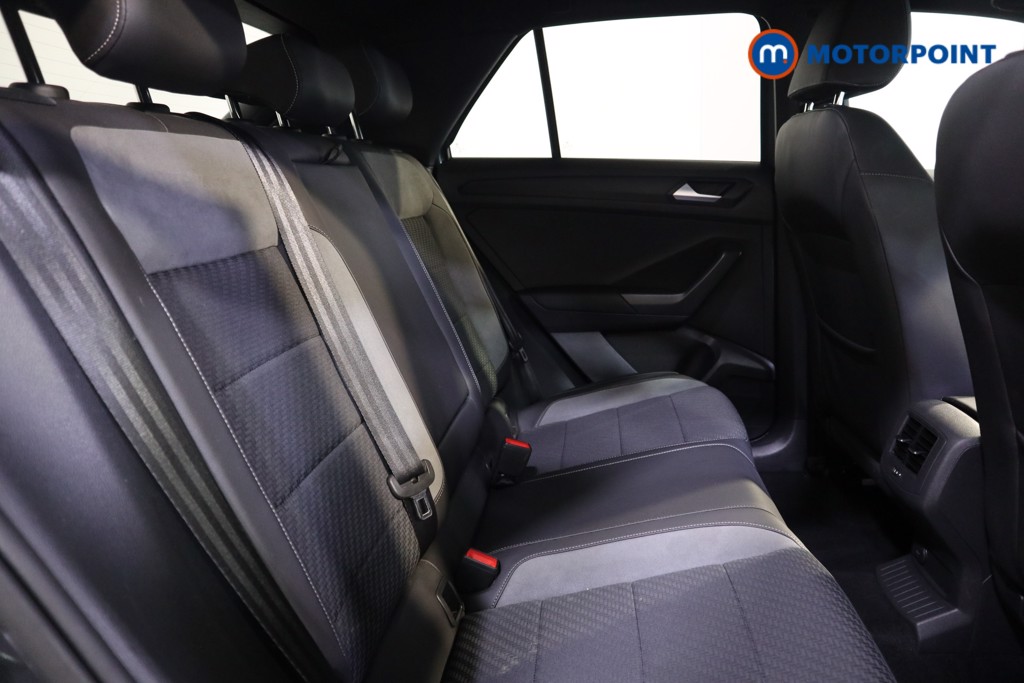 Volkswagen T-Roc R-Line Manual Diesel SUV - Stock Number (1550727) - 14th supplementary image