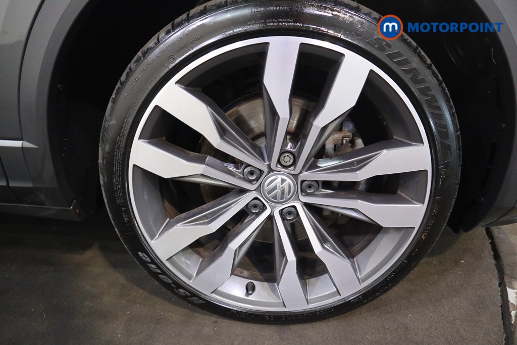 Volkswagen T-Roc R-Line Manual Diesel SUV - Stock Number (1550727) - 17th supplementary image