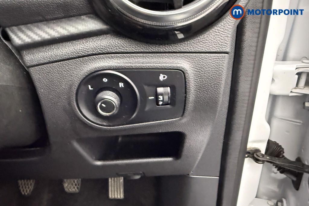 Mg Motor Uk MG3 Excite Manual Petrol Hatchback - Stock Number (1550906) - 12th supplementary image