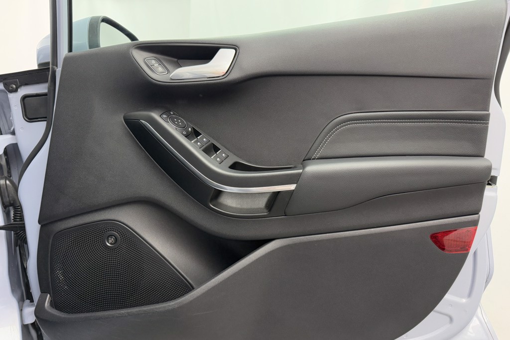 Ford Fiesta Titanium X Manual Petrol-Electric Hybrid Hatchback - Stock Number (1551012) - 15th supplementary image