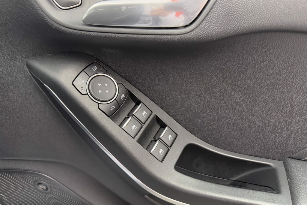 Ford Fiesta Titanium X Manual Petrol-Electric Hybrid Hatchback - Stock Number (1551012) - 16th supplementary image