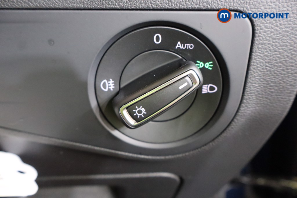 Volkswagen Tiguan Life Manual Petrol SUV - Stock Number (1551143) - 12th supplementary image