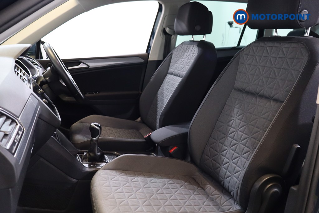 Volkswagen Tiguan Life Manual Petrol SUV - Stock Number (1551143) - 14th supplementary image