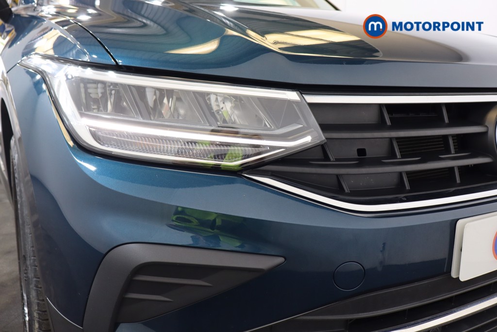 Volkswagen Tiguan Life Manual Petrol SUV - Stock Number (1551143) - 23rd supplementary image