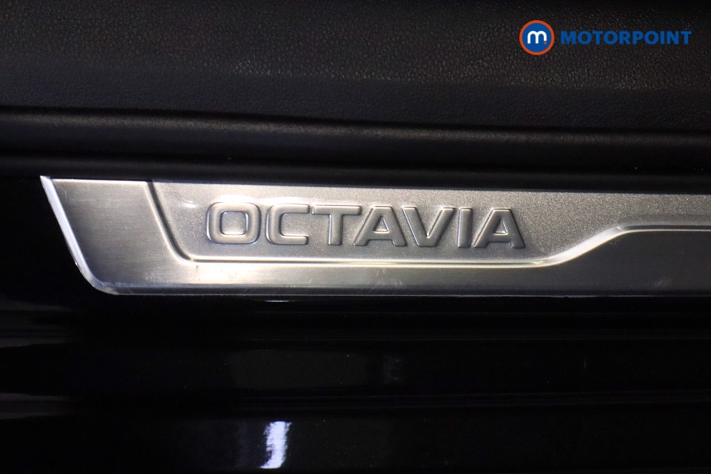 Skoda Octavia Se Technology Automatic Petrol Plug-In Hybrid Estate - Stock Number (1551348) - 12th supplementary image