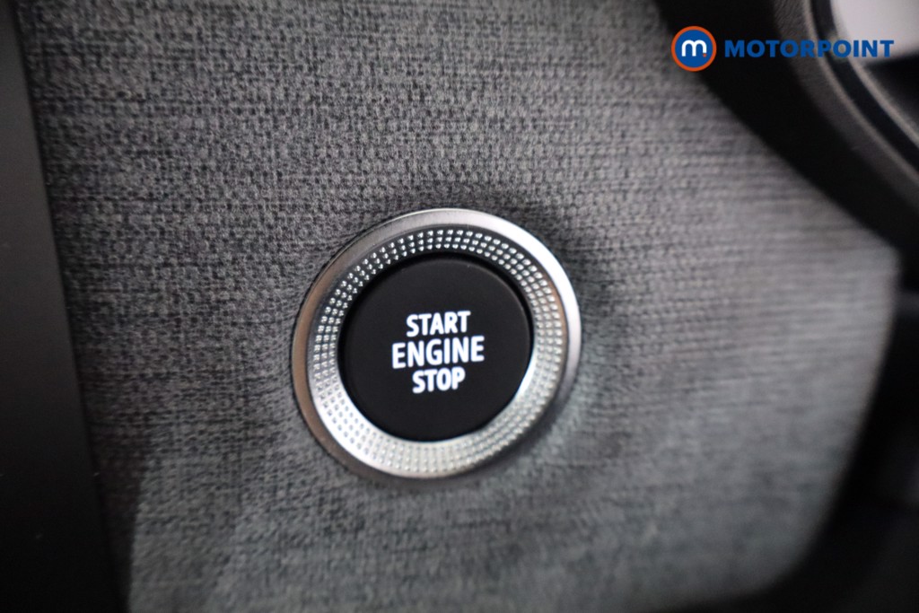 Renault Clio Evolution Manual Petrol Hatchback - Stock Number (1551368) - 14th supplementary image