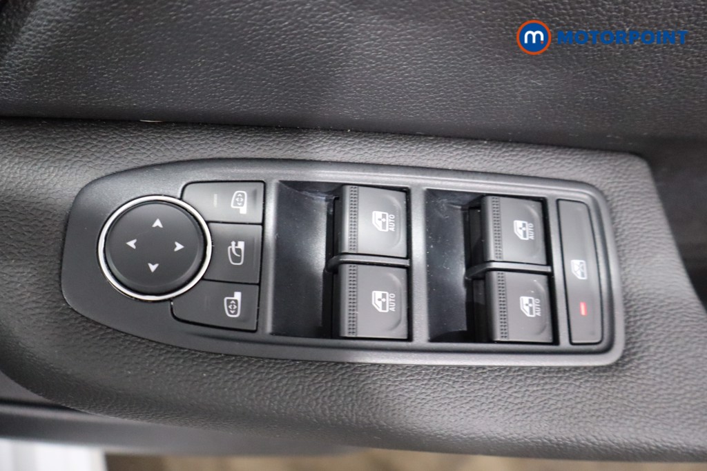 Renault Clio Evolution Manual Petrol Hatchback - Stock Number (1551368) - 18th supplementary image