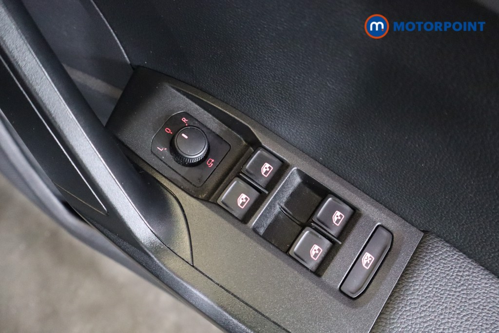 Seat Arona Fr Sport Manual Petrol SUV - Stock Number (1551665) - 13th supplementary image