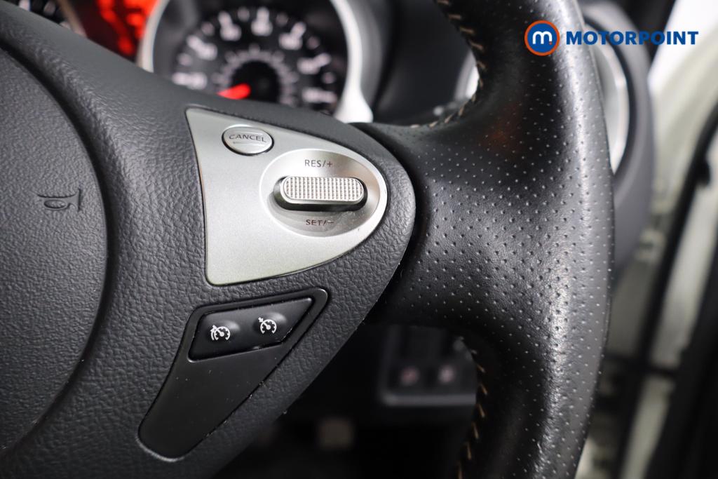 Nissan Juke N-Connecta Manual Diesel SUV - Stock Number (1551753) - 7th supplementary image