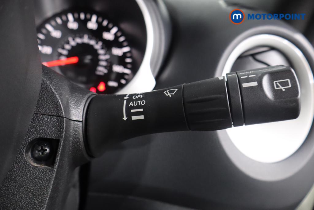Nissan Juke N-Connecta Manual Diesel SUV - Stock Number (1551753) - 9th supplementary image
