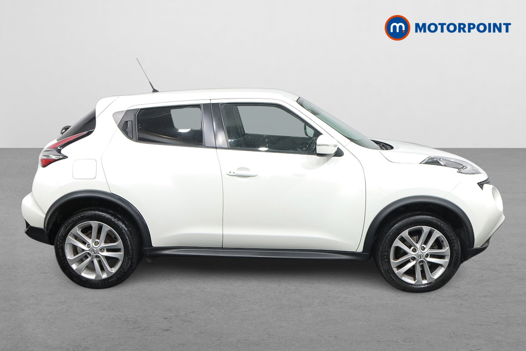 Nissan Juke N-Connecta Manual Diesel SUV - Stock Number (1551753) - Drivers side