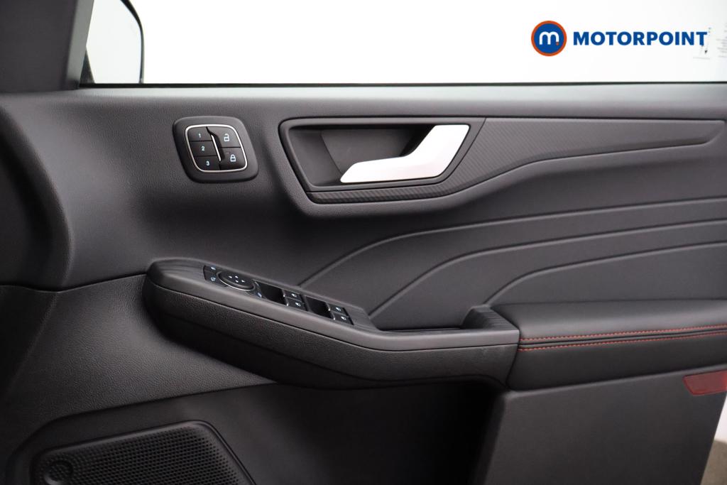 Ford Kuga St-Line Automatic Petrol Plug-In Hybrid SUV - Stock Number (1551815) - 8th supplementary image