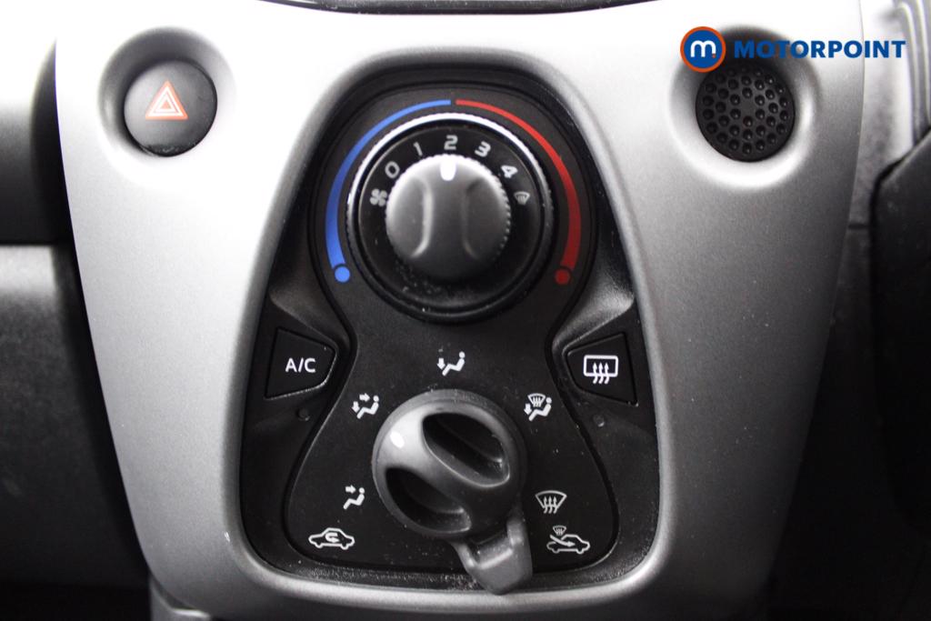 Toyota Aygo X-Play Manual Petrol Hatchback - Stock Number (1551868) - 15th supplementary image
