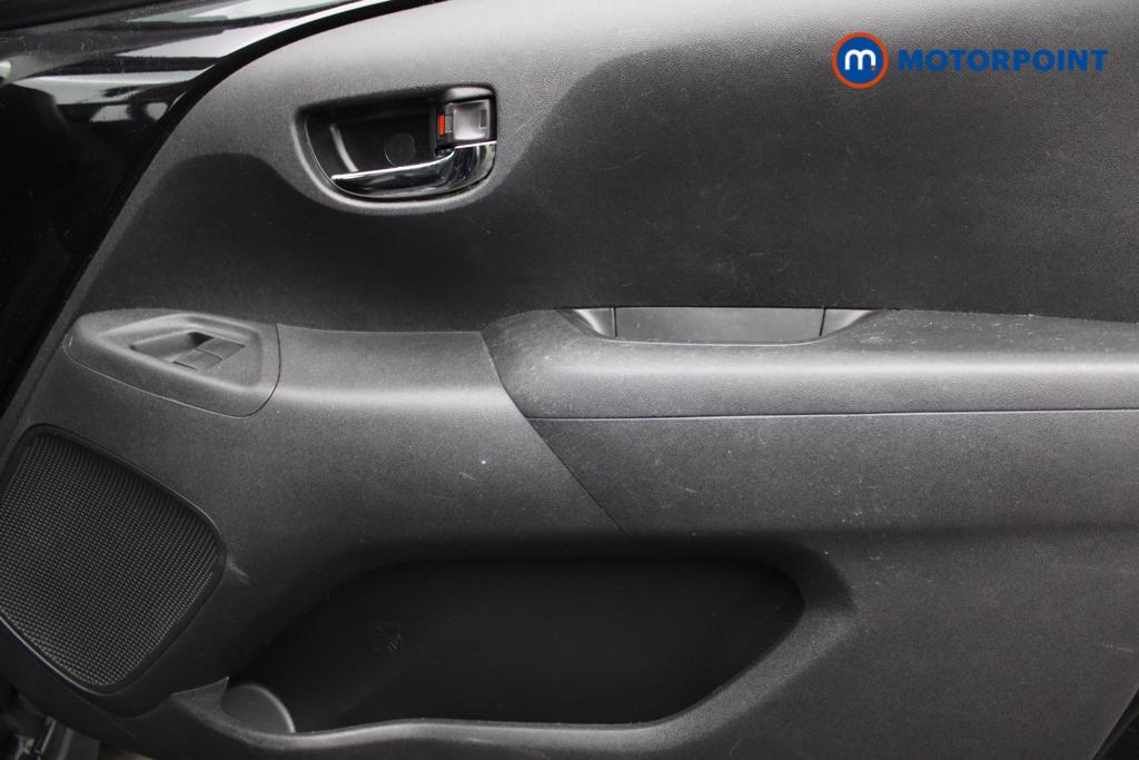 Toyota Aygo X-Play Manual Petrol Hatchback - Stock Number (1551868) - 17th supplementary image