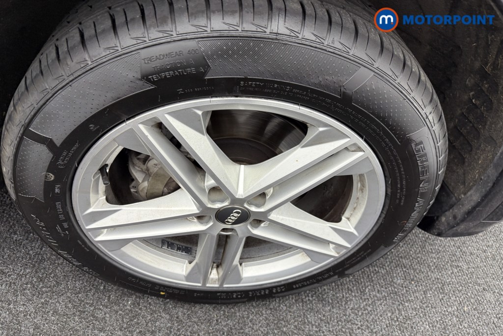 Audi Q5 S Line Automatic Diesel SUV - Stock Number (1551869) - 33rd supplementary image