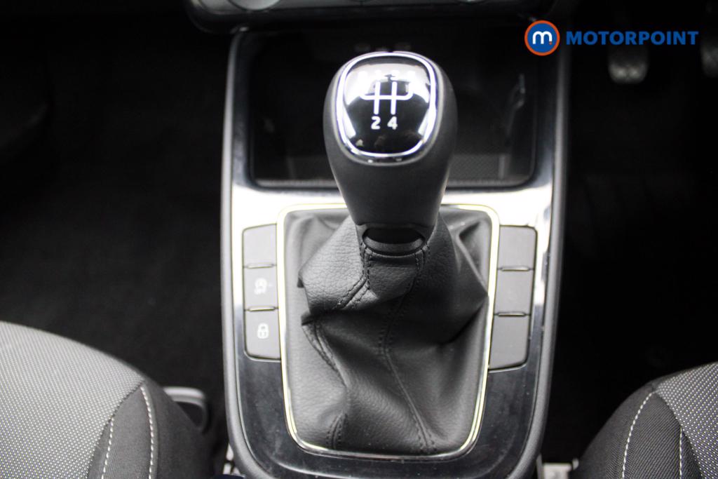 Skoda Fabia Colour Edition Manual Petrol Hatchback - Stock Number (1551875) - 6th supplementary image