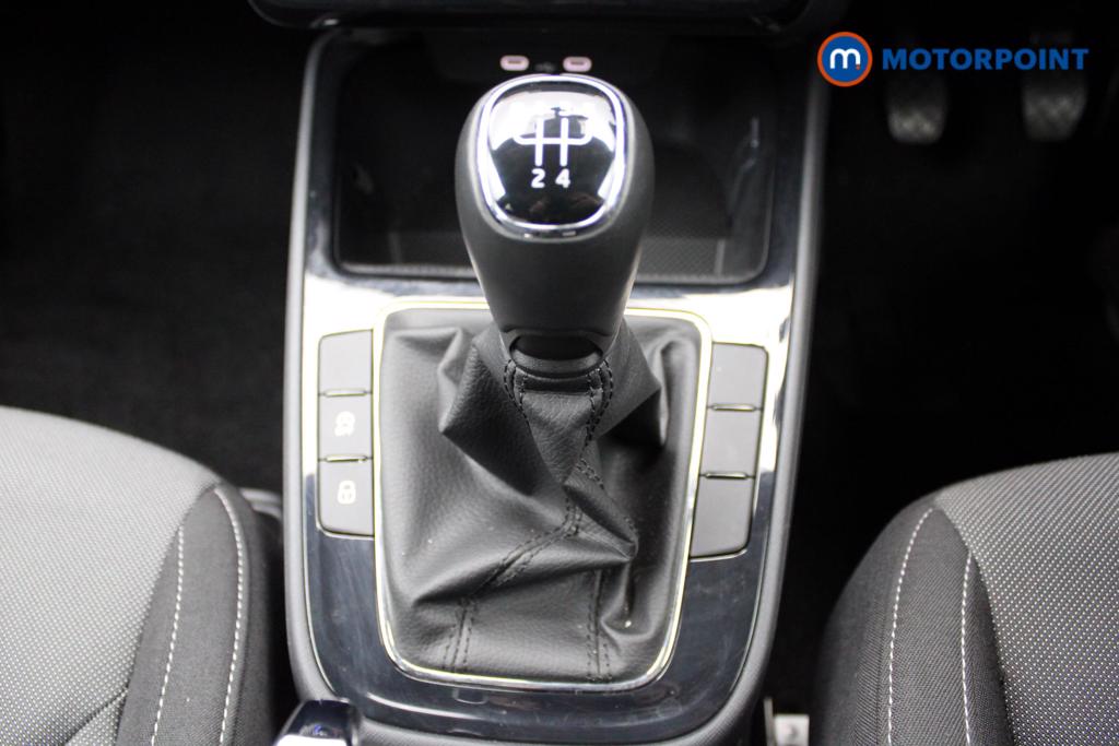 Skoda Fabia Colour Edition Manual Petrol Hatchback - Stock Number (1551876) - 6th supplementary image