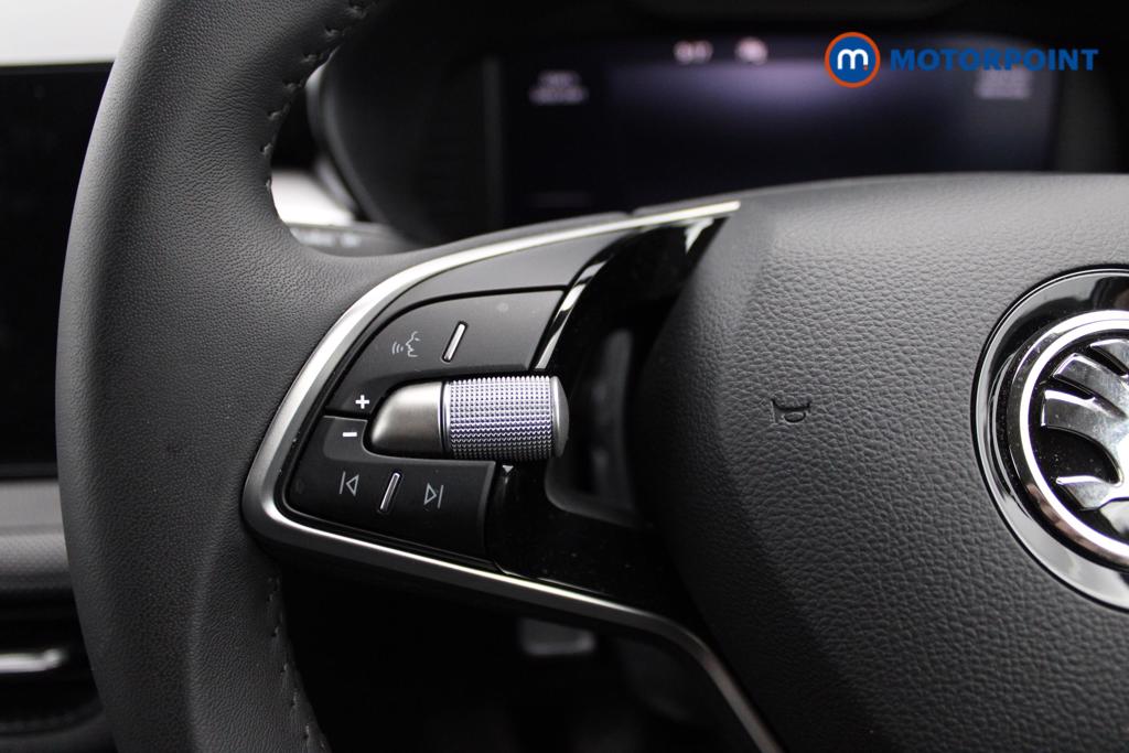 Skoda Fabia Colour Edition Manual Petrol Hatchback - Stock Number (1551876) - 13th supplementary image