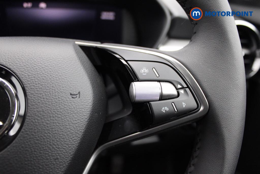 Skoda Fabia Colour Edition Manual Petrol Hatchback - Stock Number (1551876) - 14th supplementary image