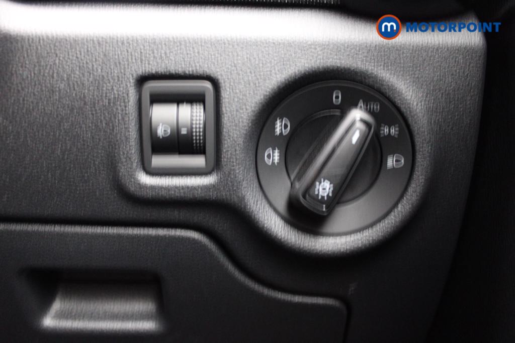 Skoda Fabia Colour Edition Manual Petrol Hatchback - Stock Number (1551876) - 16th supplementary image