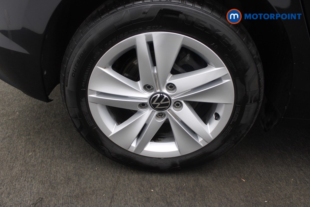 Volkswagen Golf Life Automatic Diesel Hatchback - Stock Number (1551892) - 20th supplementary image