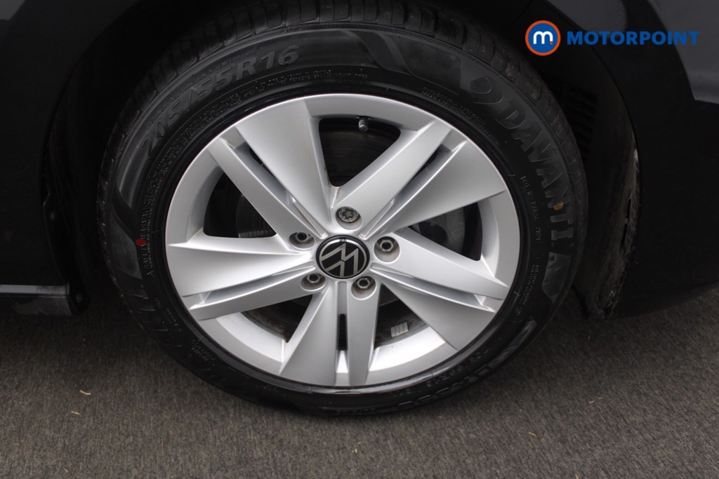 Volkswagen Golf Life Automatic Diesel Hatchback - Stock Number (1551892) - 22nd supplementary image