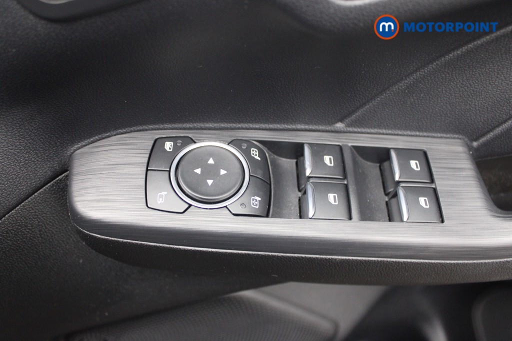 Ford Kuga St-Line Automatic Petrol Plug-In Hybrid SUV - Stock Number (1552073) - 16th supplementary image