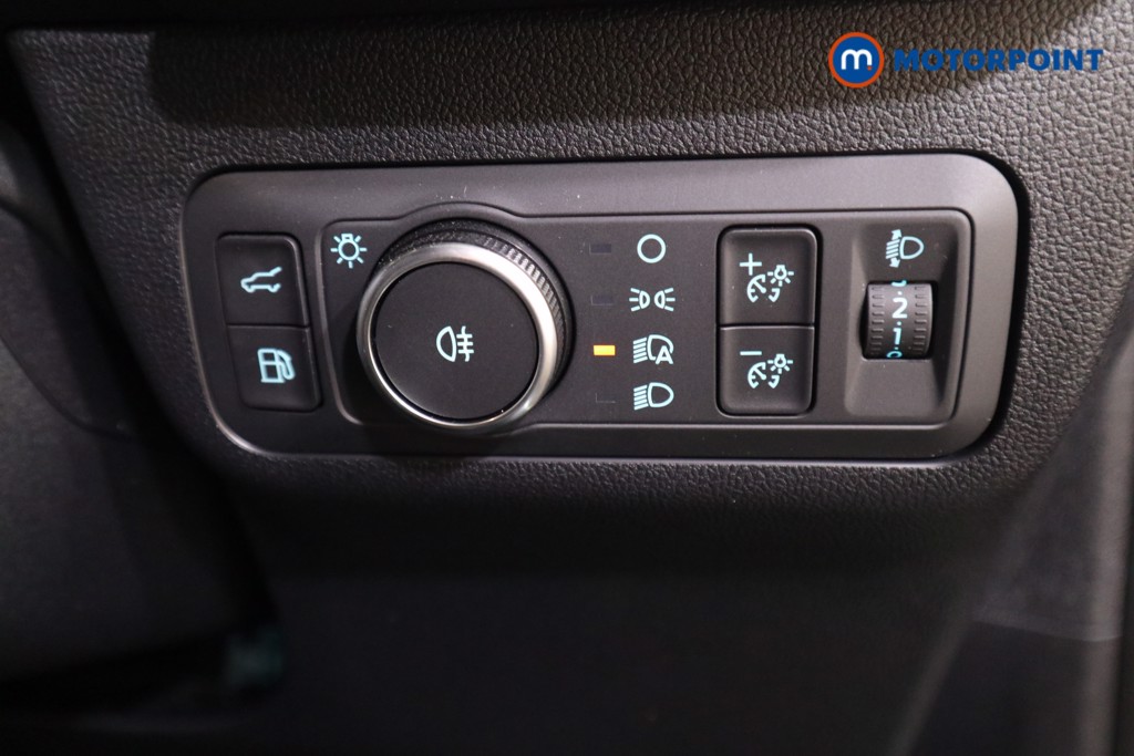 Ford Kuga St-Line Automatic Petrol Plug-In Hybrid SUV - Stock Number (1552074) - 9th supplementary image