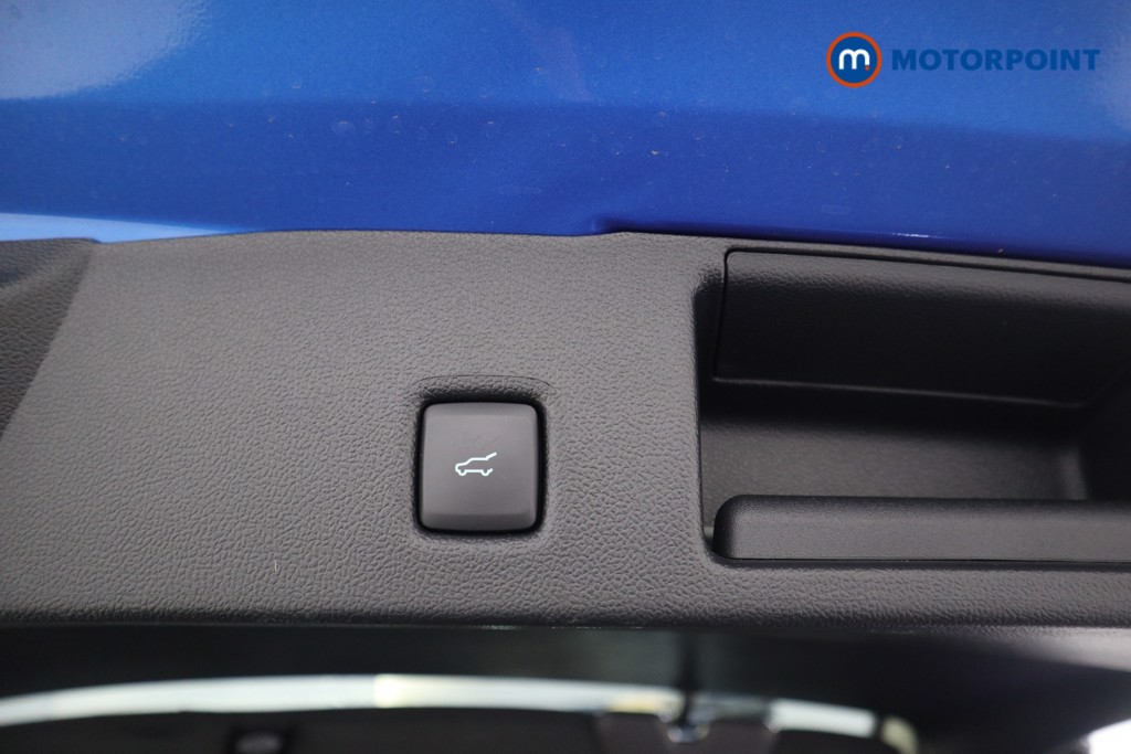 Ford Kuga St-Line Automatic Petrol Plug-In Hybrid SUV - Stock Number (1552075) - 16th supplementary image