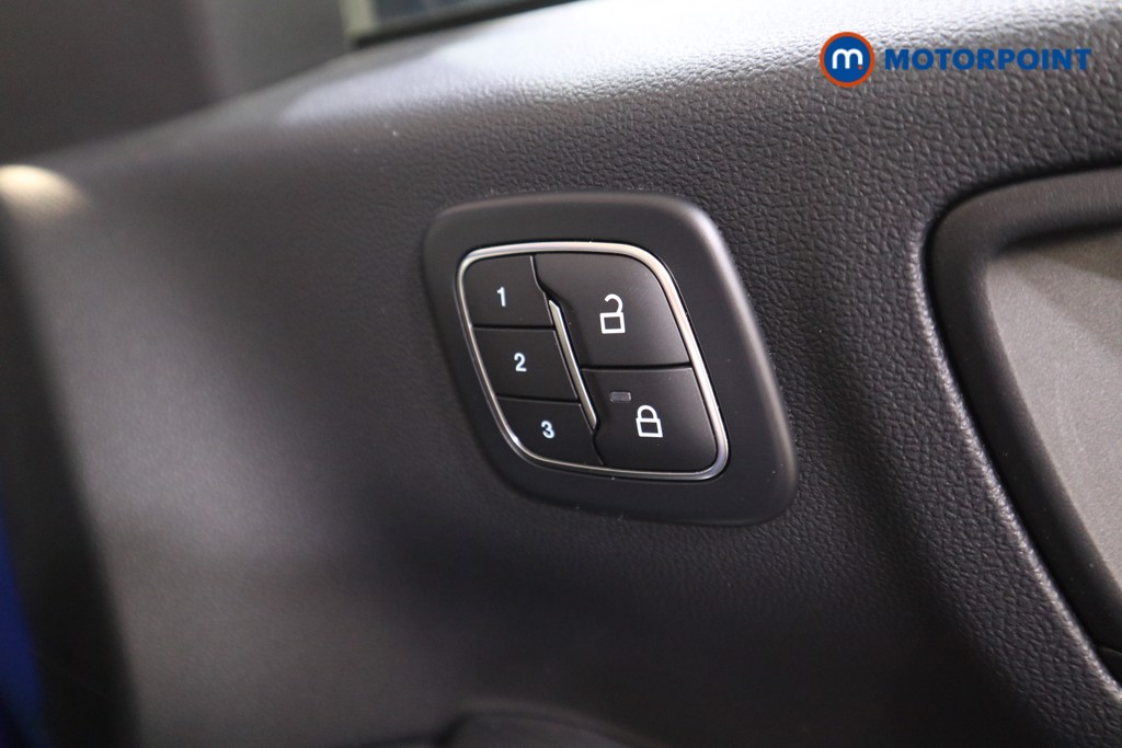 Ford Kuga St-Line Automatic Petrol Plug-In Hybrid SUV - Stock Number (1552076) - 11th supplementary image