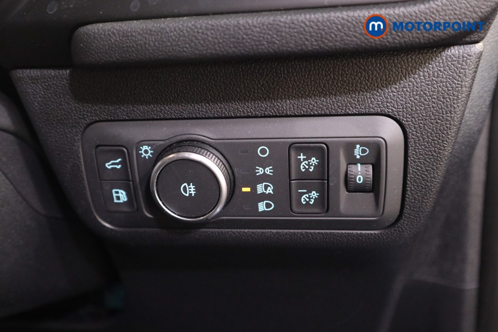 Ford Kuga St-Line Automatic Petrol Plug-In Hybrid SUV - Stock Number (1552079) - 9th supplementary image