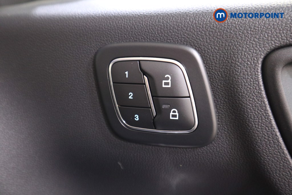 Ford Kuga St-Line Automatic Petrol Plug-In Hybrid SUV - Stock Number (1552079) - 11th supplementary image