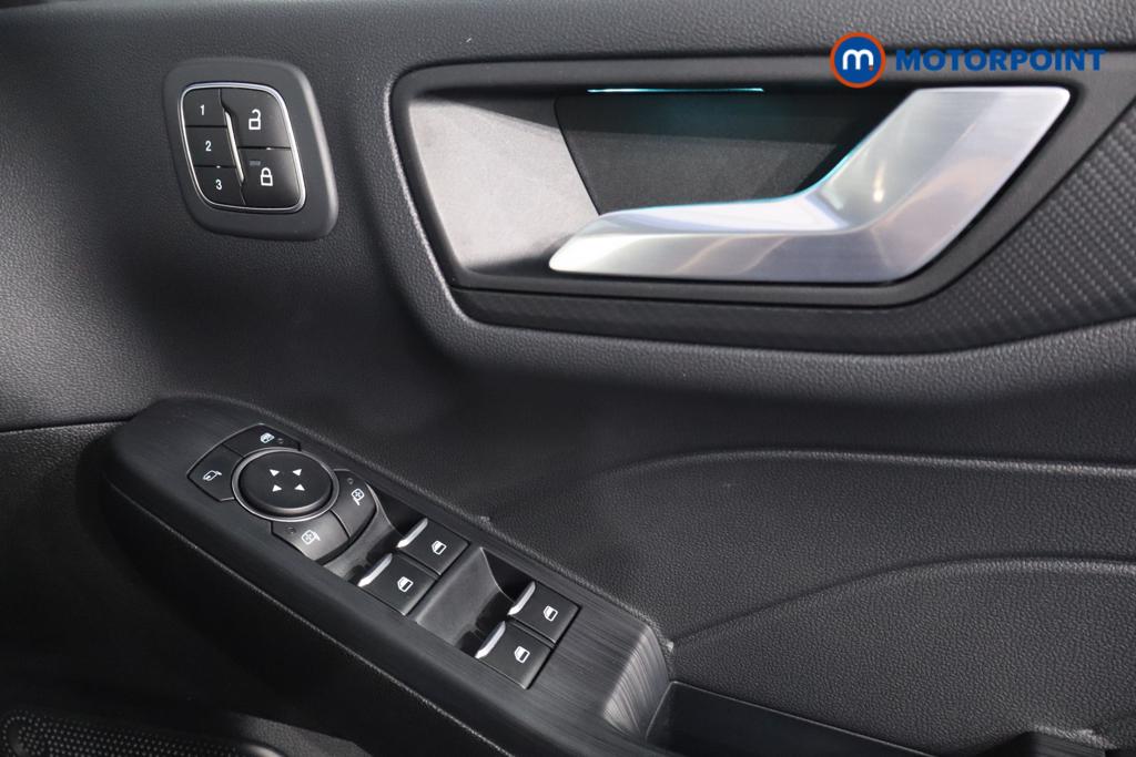 Ford Kuga St-Line Automatic Petrol Plug-In Hybrid SUV - Stock Number (1552082) - 12th supplementary image