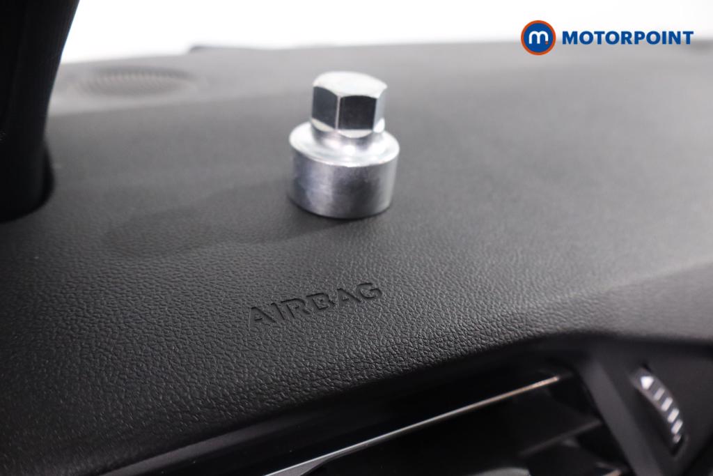 Ford Kuga St-Line Automatic Petrol Plug-In Hybrid SUV - Stock Number (1552100) - 14th supplementary image