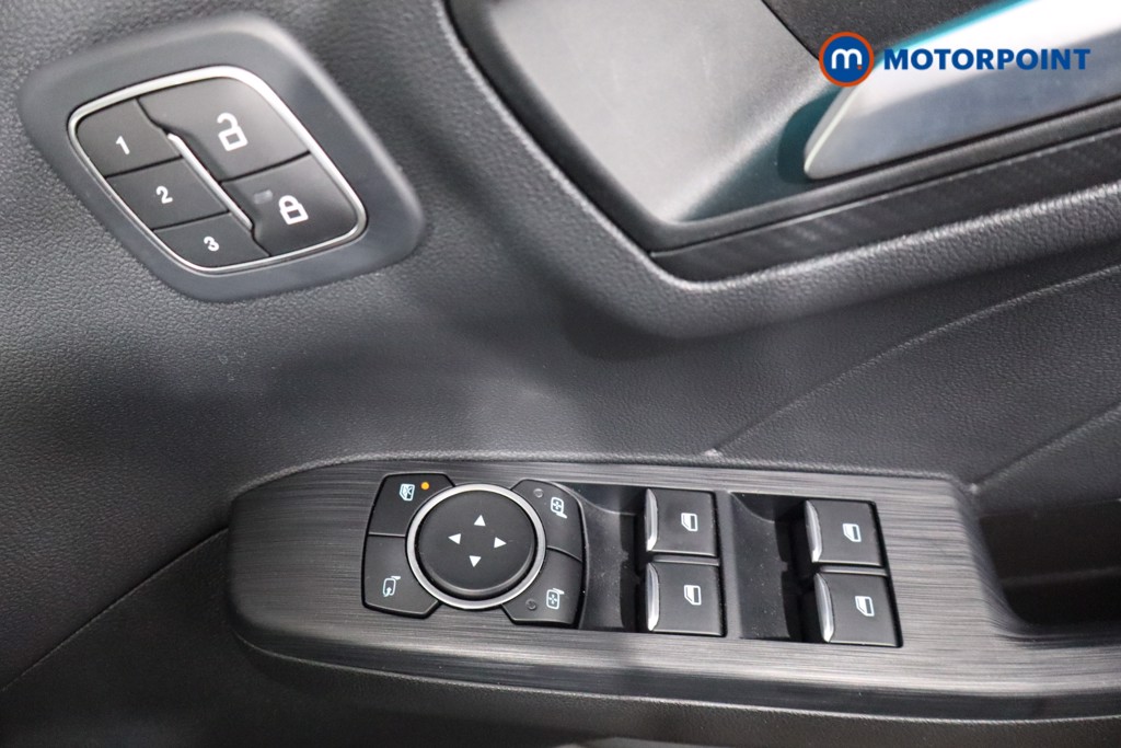 Ford Kuga St-Line Automatic Petrol Plug-In Hybrid SUV - Stock Number (1552136) - 16th supplementary image