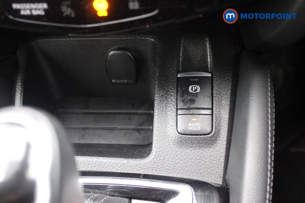 Nissan Qashqai Acenta Premium Automatic Diesel SUV - Stock Number (1552434) - 12th supplementary image