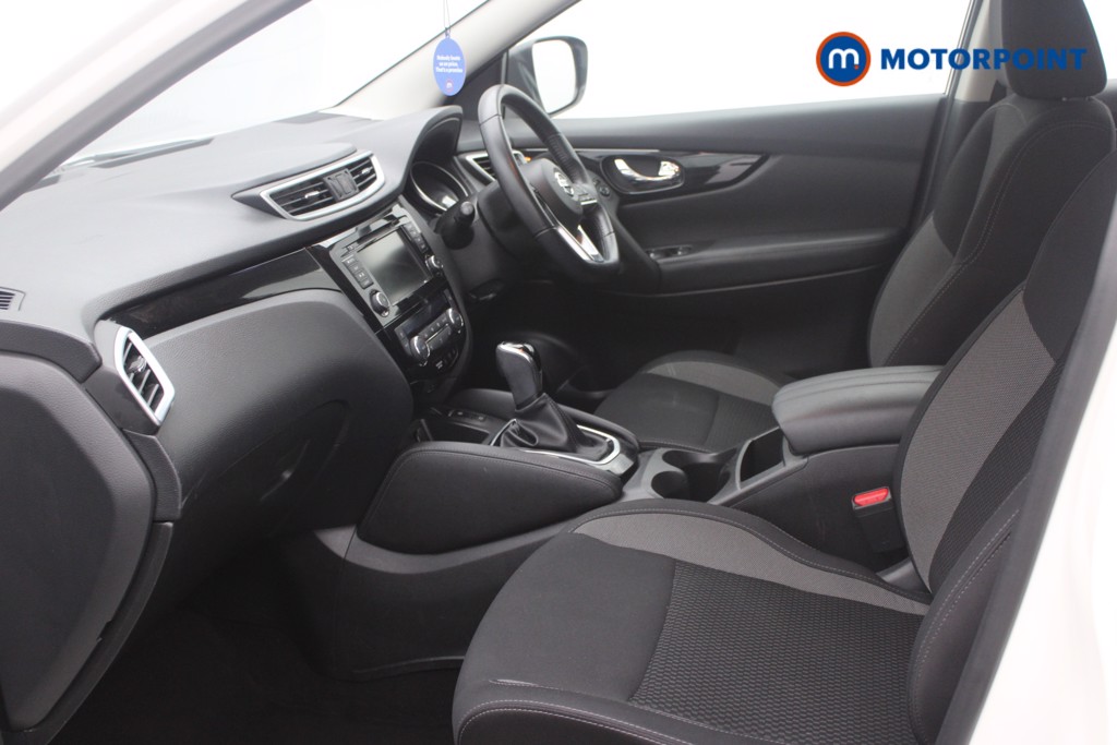 Nissan Qashqai Acenta Premium Automatic Diesel SUV - Stock Number (1552434) - 1st supplementary image