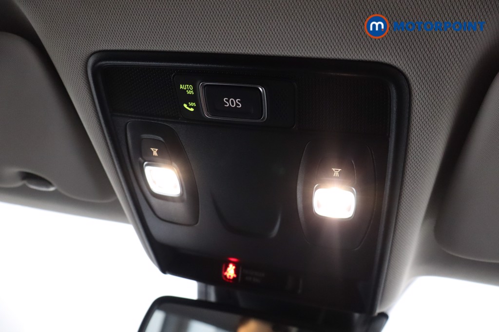 Peugeot 2008 Allure Manual Petrol SUV - Stock Number (1552489) - 18th supplementary image