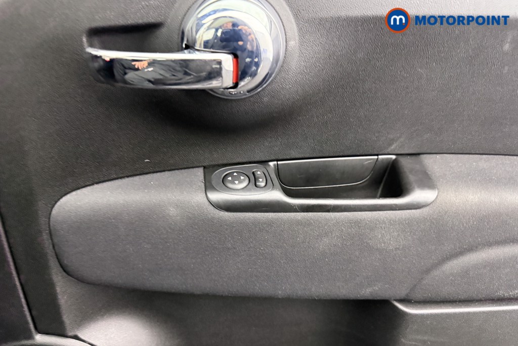 Fiat 500 1.0 Mild Hybrid 3Dr Manual Petrol-Electric Hybrid Hatchback - Stock Number (1552590) - 13th supplementary image