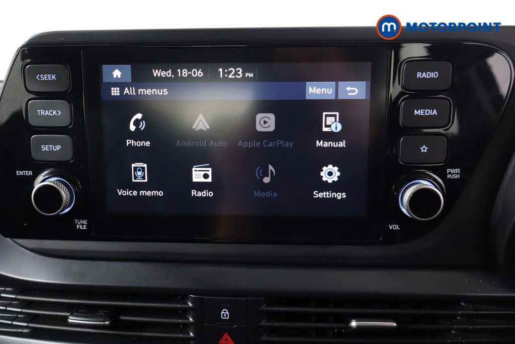 Hyundai Bayon Se Connect Automatic Petrol-Electric Hybrid SUV - Stock Number (1552601) - 2nd supplementary image